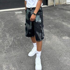 NWT Zara Bleached Regular Fit Denim Cargo Shorts Size 30